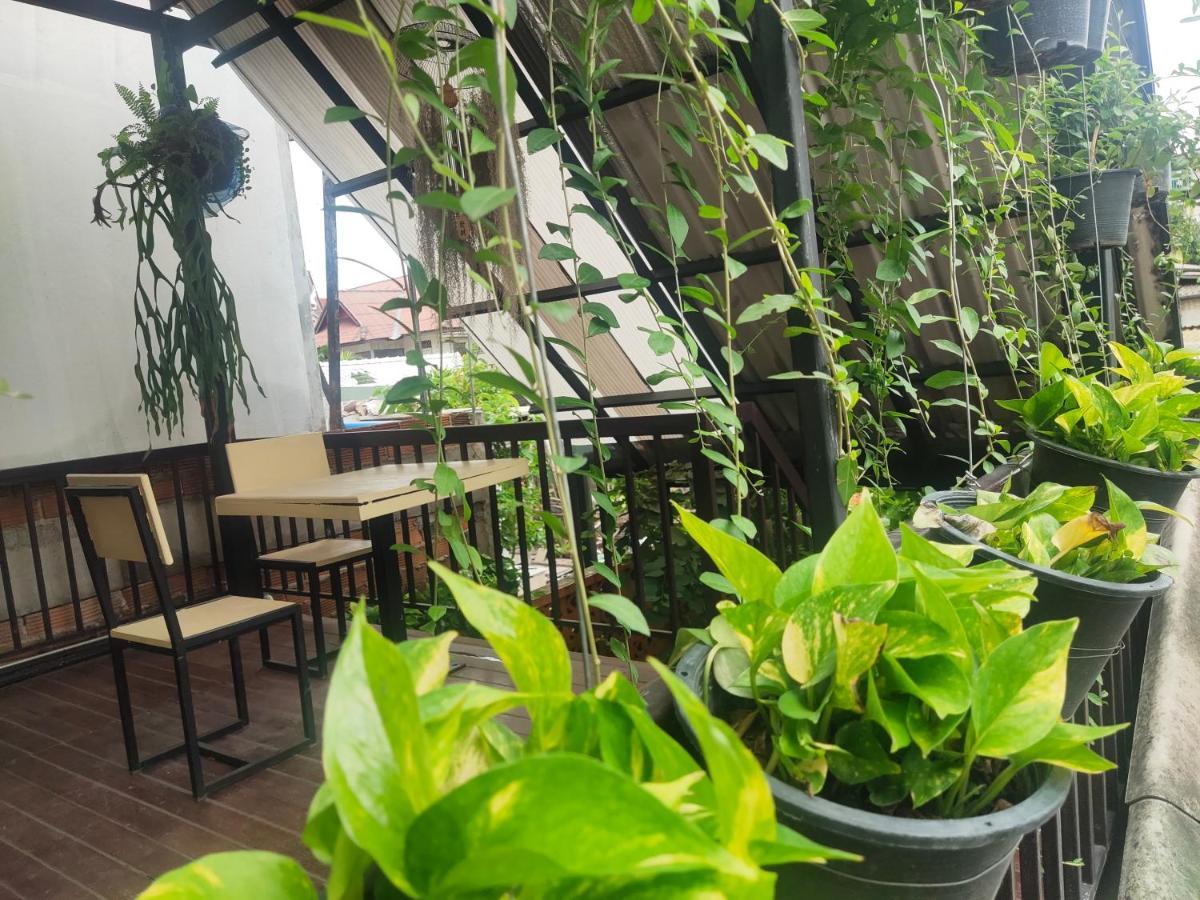 チエンマイ Nai Wiang Poshtelホステル エクステリア 写真