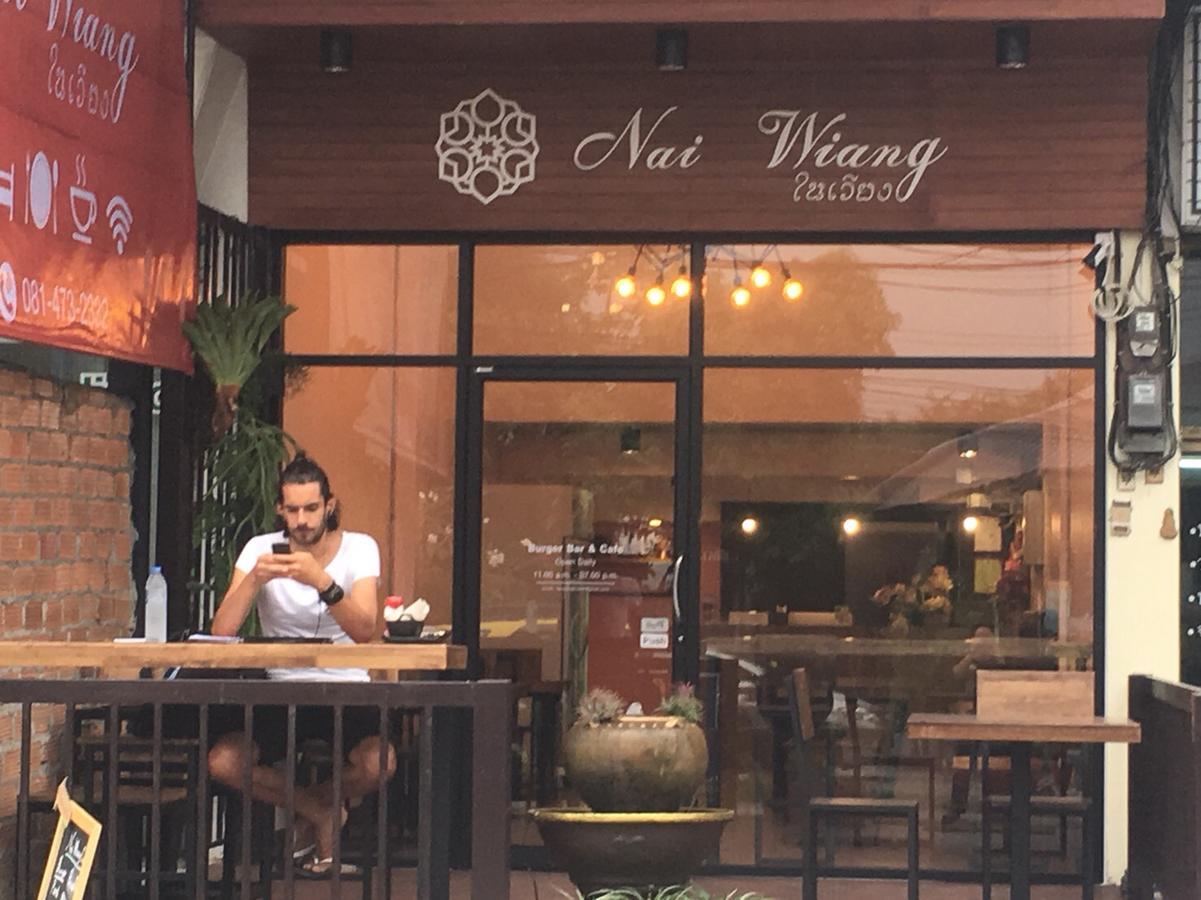 チエンマイ Nai Wiang Poshtelホステル エクステリア 写真